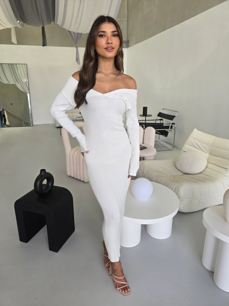 Elegant Off-Shoulder Ribbed Bodycon Dress